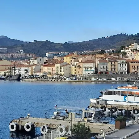 Superbe Loft 52 M2 Où Est Accessible à Pied Port Vendres